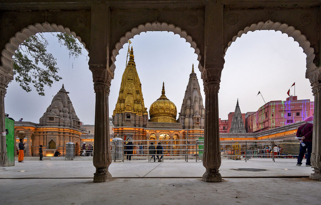 Kashi vishwanath Temple